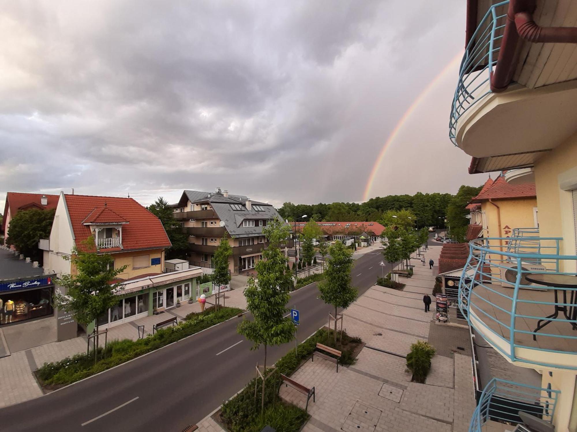 Best Relax Heviz Apartman Buitenkant foto